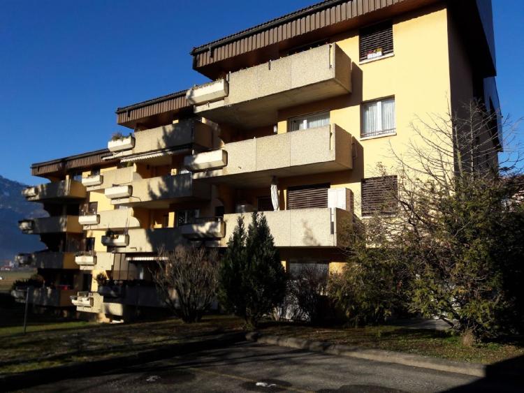 Appartement 2.5 pièces au 2éme étage