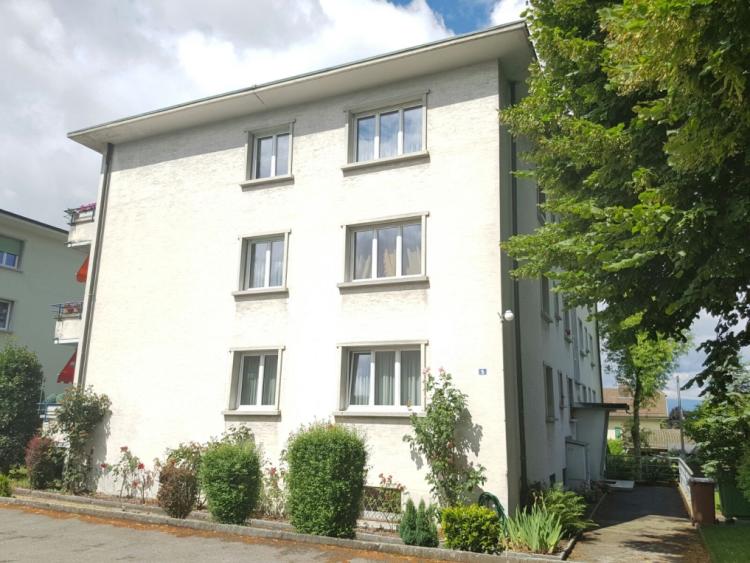 Appartement de 3 pièces au 1er étage - Entièrement rafraîchi
