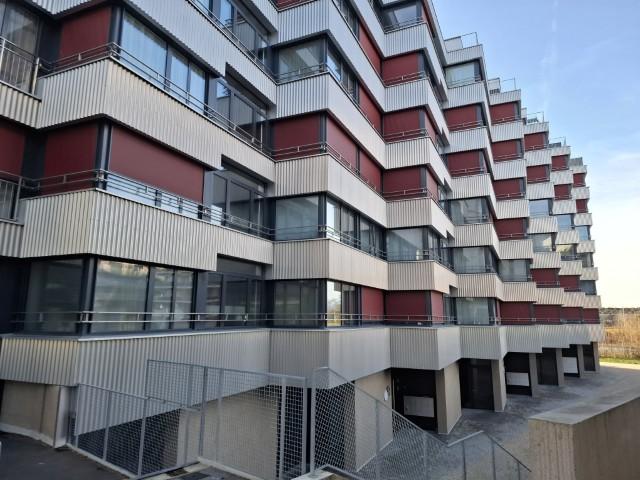 Appartement neuf de 4.5 pièces, environ 111 m2, en attique avec une terrasse d'environ 60 m2.
