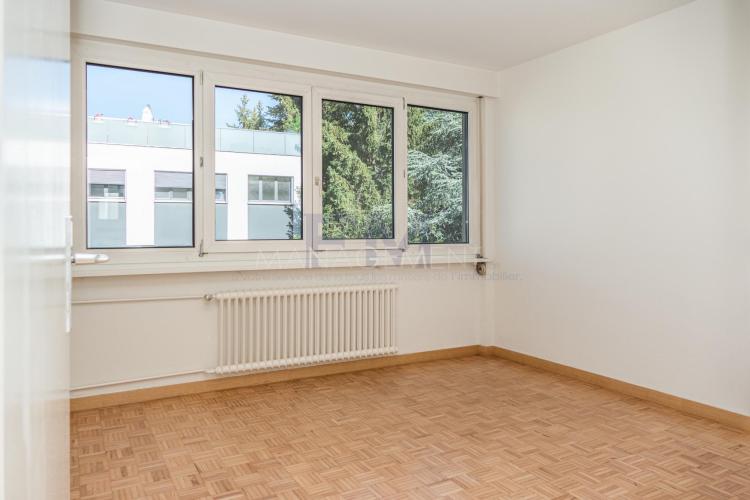 Rue Peillonnex – 3 pièces d'env. 42 m² au 2ème étage