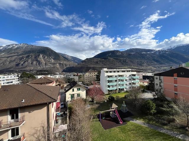 Magnifique appartement de 3.5 pièces à louer à Sierre