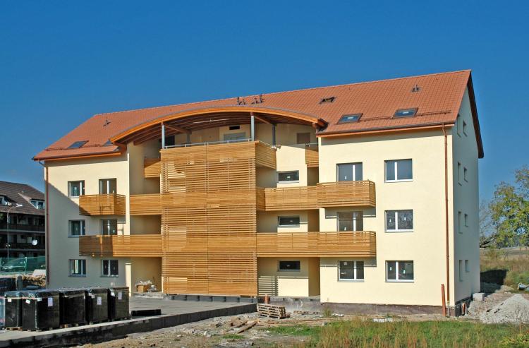 Appartement H.L.M. de 4 pièces au 3ème étage, de 54 m2 + Parking interne à CHF 141.-